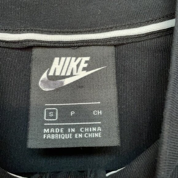 NIKE Women’s Long Sleeved Half Zip Bodysuit - Picture 5 of 9